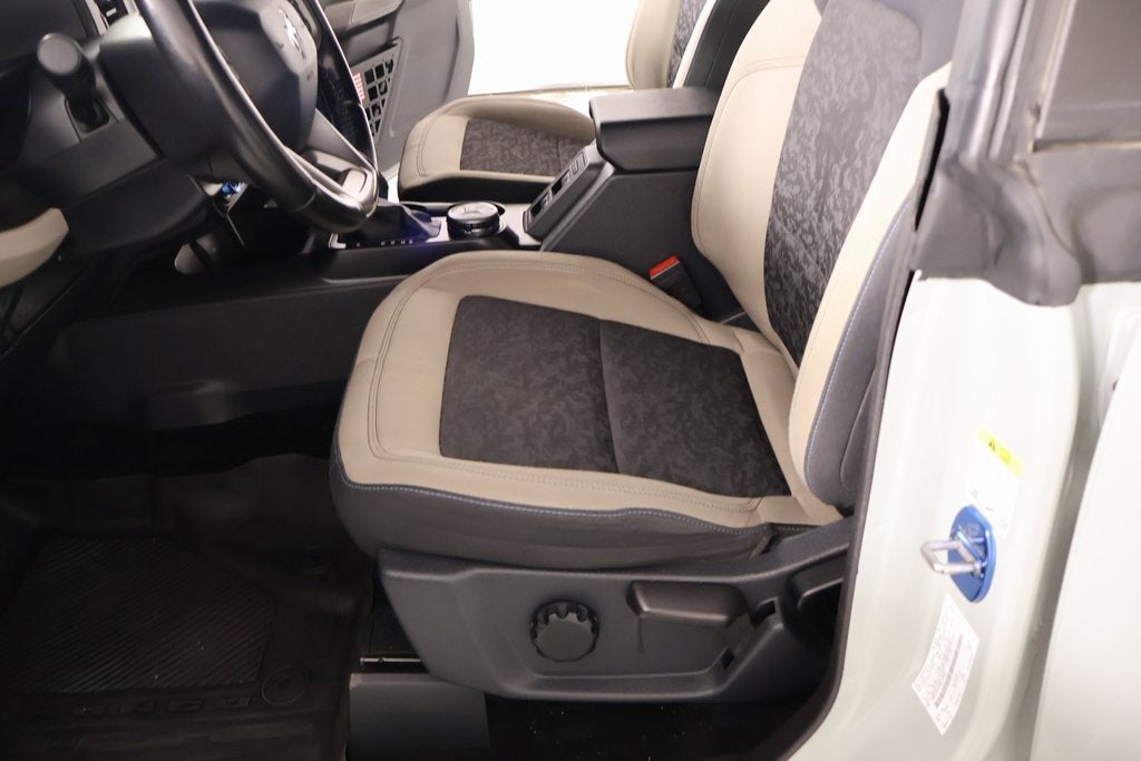 2021 Ford Bronco Base