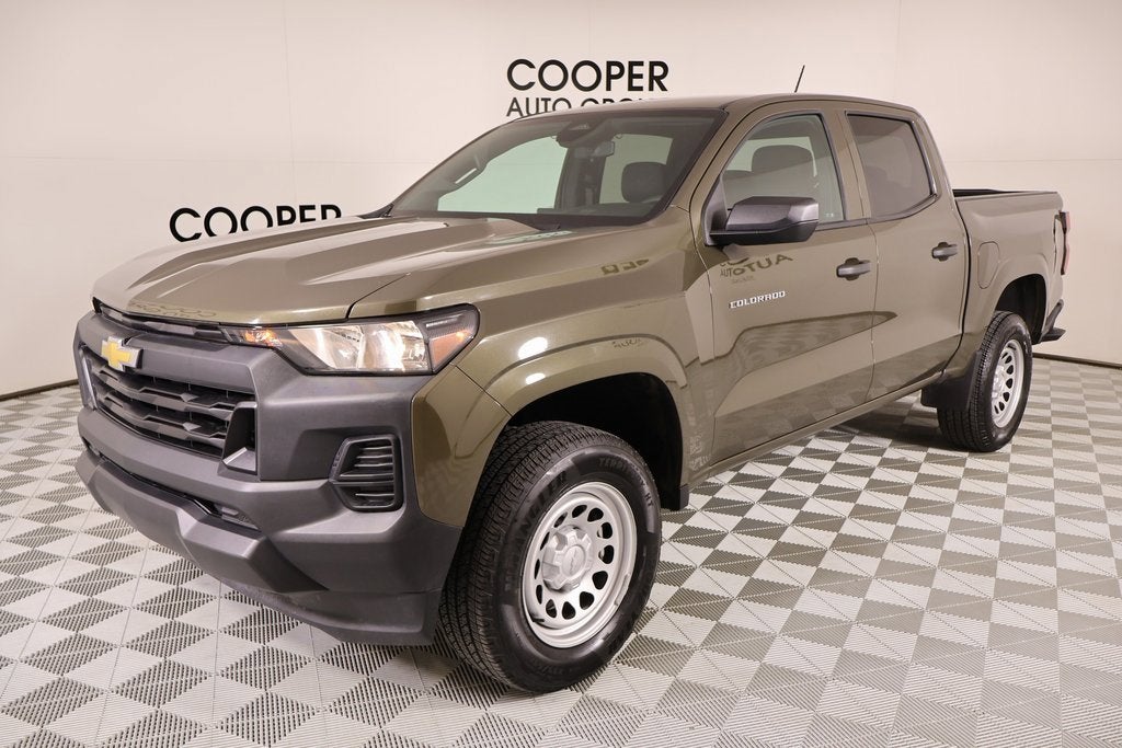 2024 Chevrolet Colorado WT