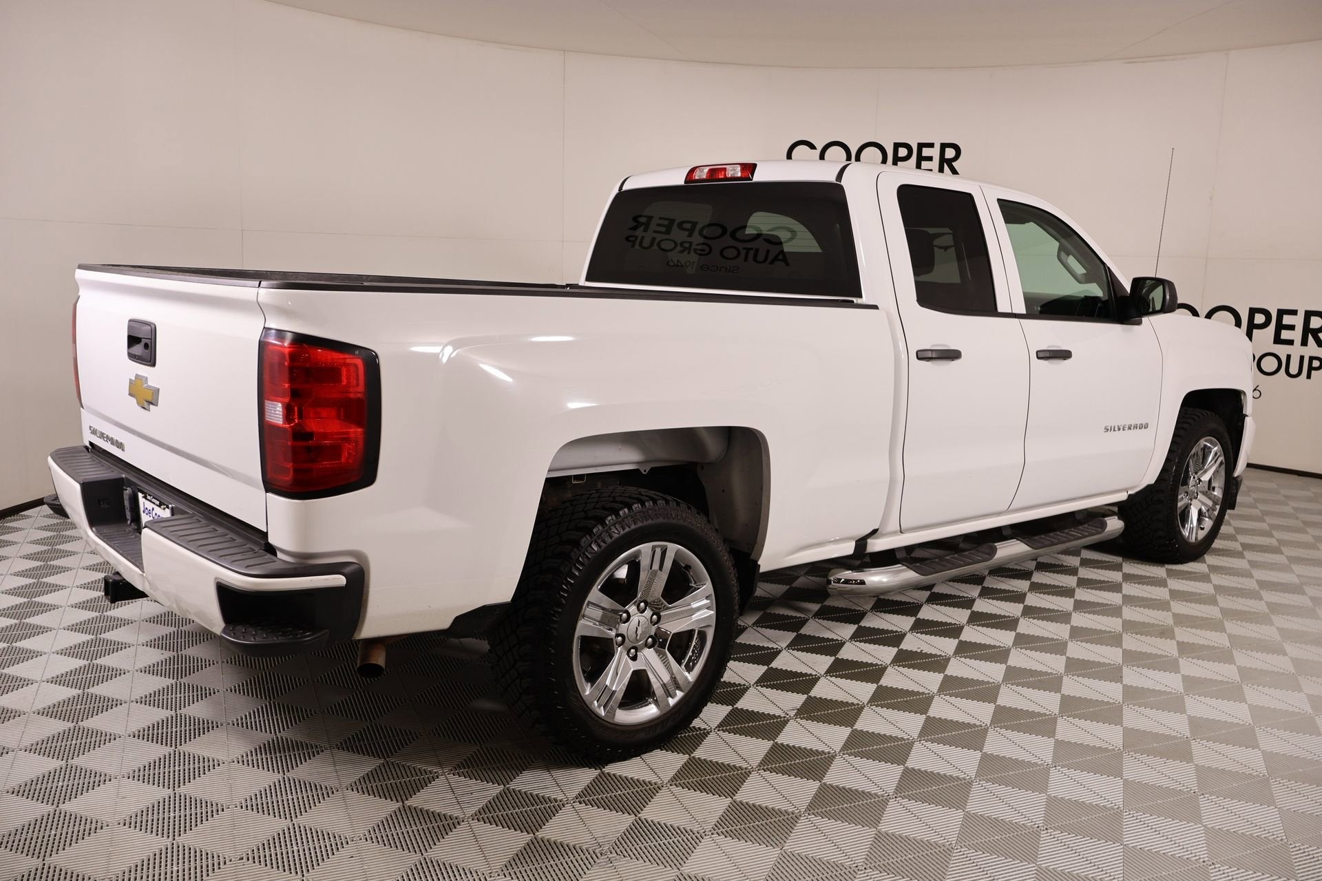 2018 Chevrolet Silverado 1500 Custom