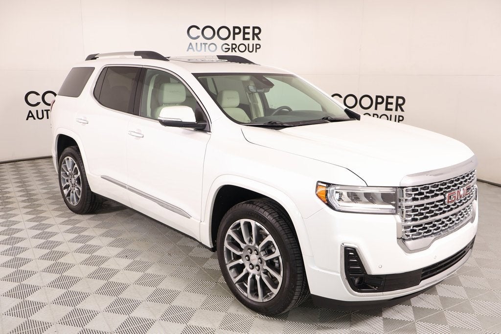 2023 GMC Acadia Denali