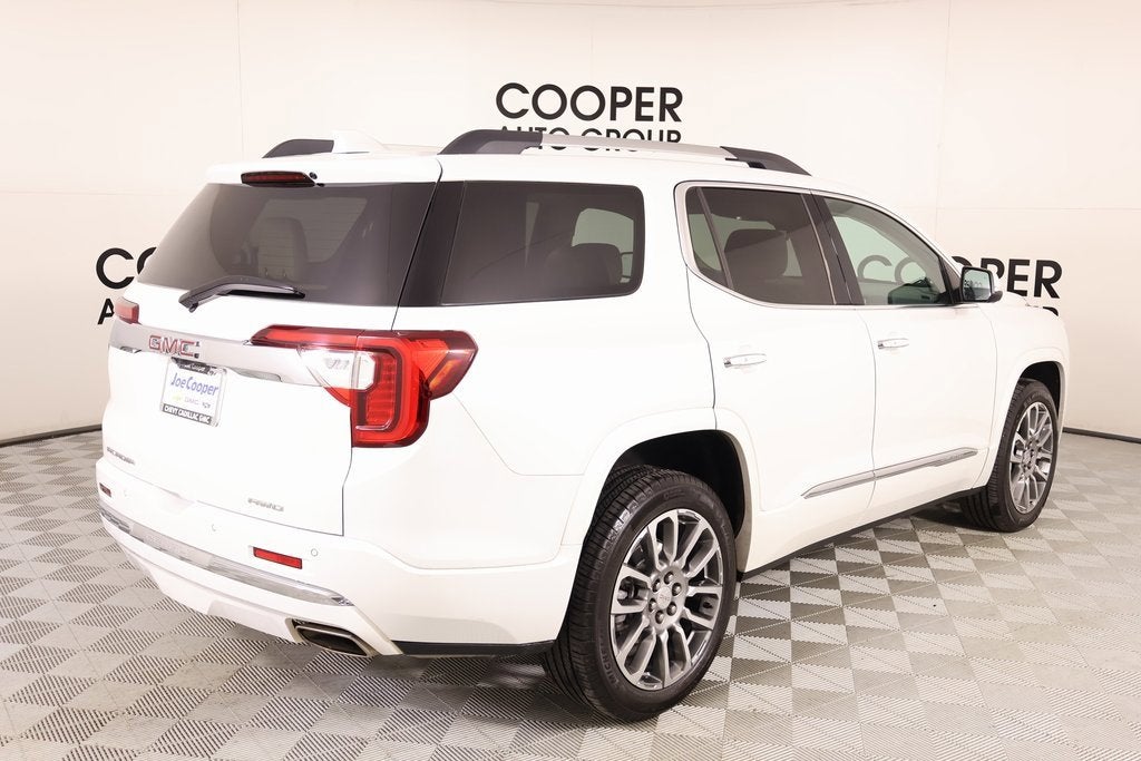 2023 GMC Acadia Denali