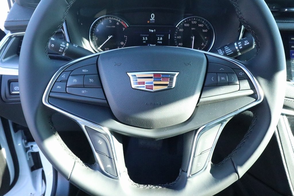 2026 Cadillac XT5 Luxury