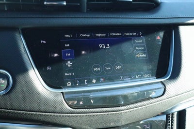 2026 Cadillac XT5 Luxury