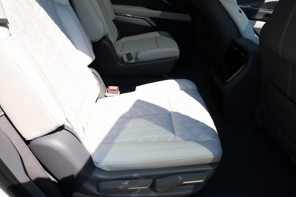 2026 Cadillac ESCALADE IQ Sport