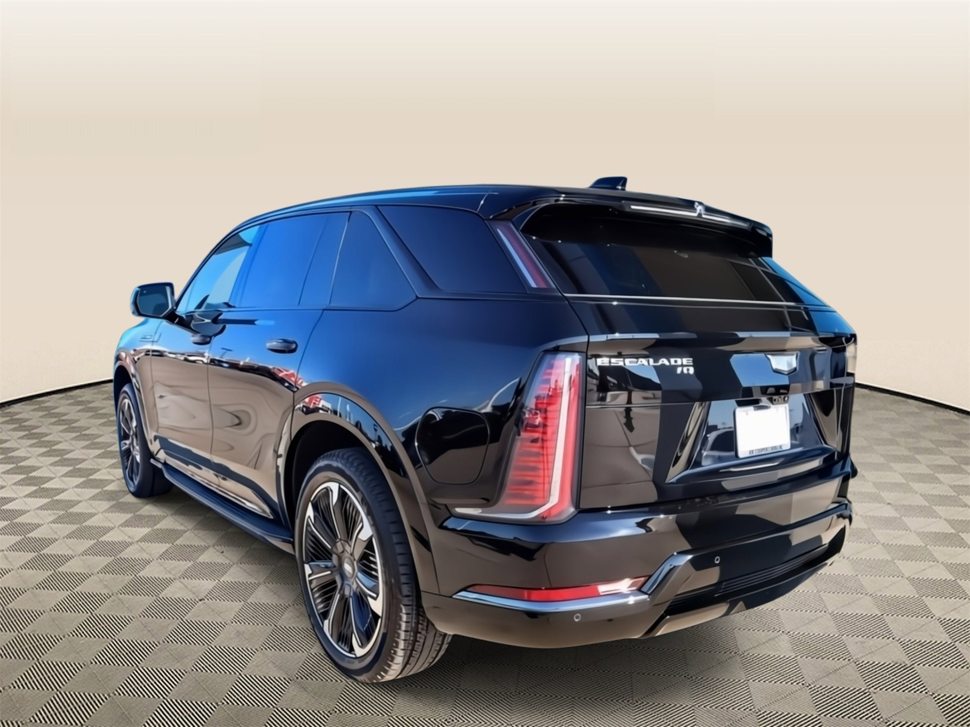 2025 Cadillac ESCALADE IQ Sport 2