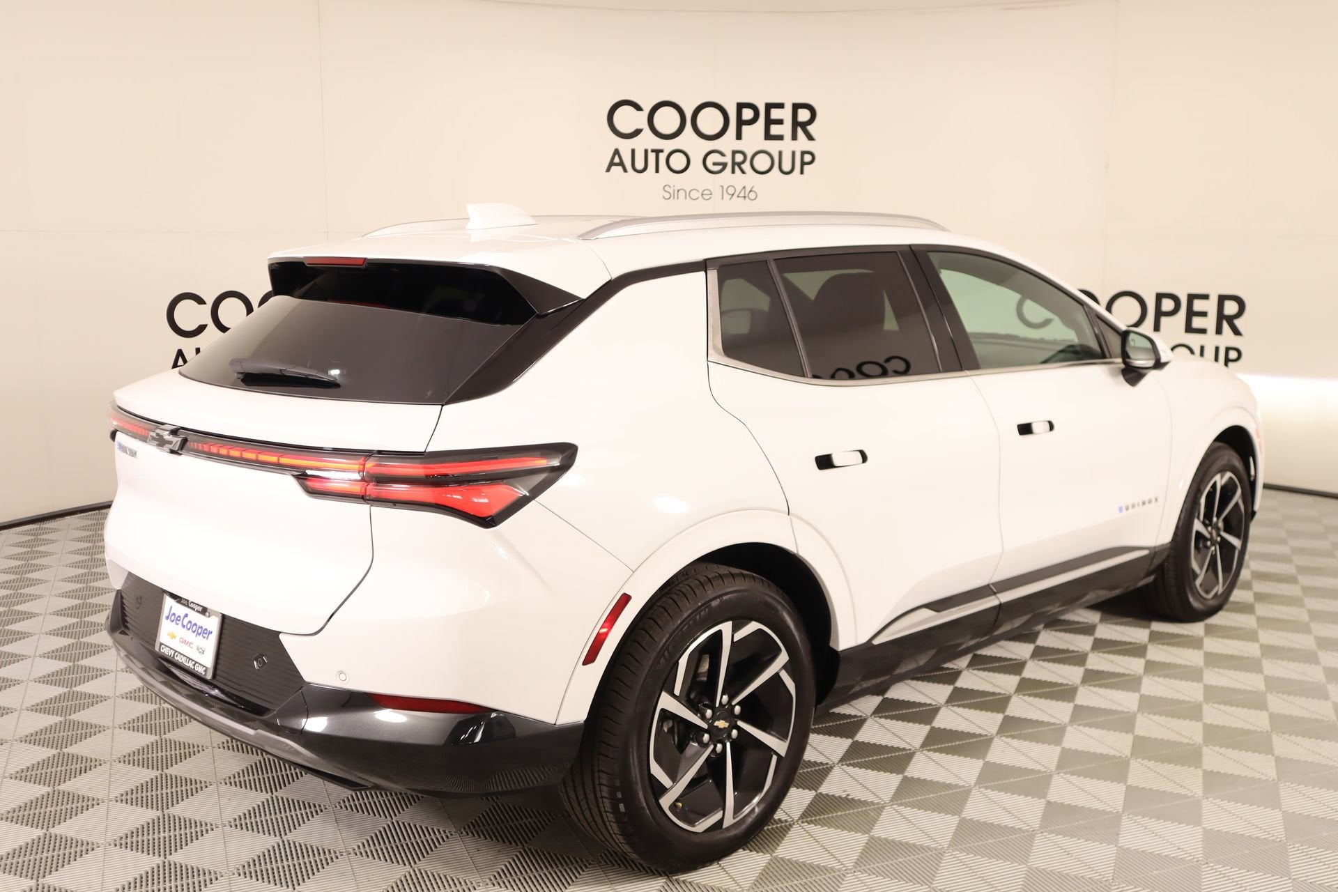 2025 Chevrolet Equinox EV LT