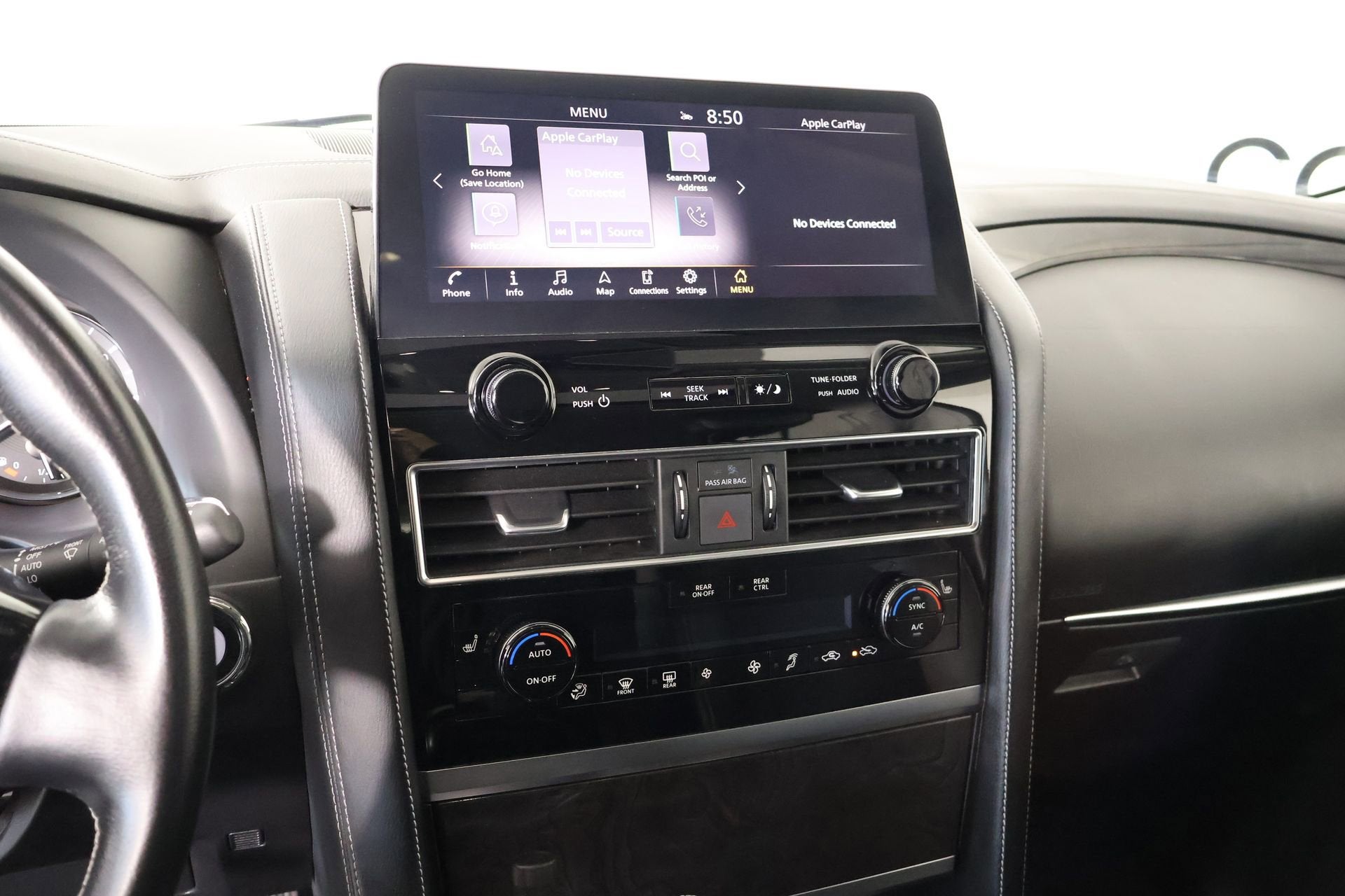 2024 INFINITI QX80 LUXE